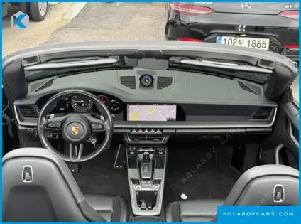 PORSCHE 911 CARRERA 4 CABRIOLET