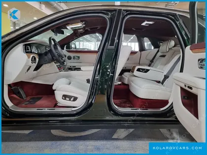 ROLLS ROYCE GHOST 6.7 V12