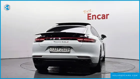 PORSCHE PANAMERA 4.0 TURBO