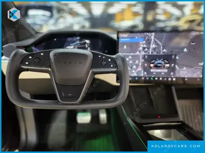 TESLA MODEL X PLAID