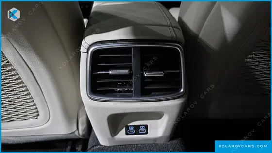 GENESIS G70 GASOLINE 2.5T 2WD