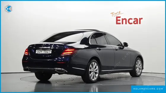 MERCEDES E-CLASS E300 4MATIC EXCLUSIVE