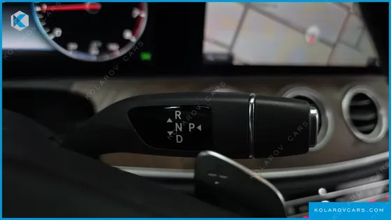MERCEDES E-CLASS E300 4MATIC EXCLUSIVE