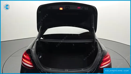 MERCEDES E-CLASS E300 4MATIC EXCLUSIVE