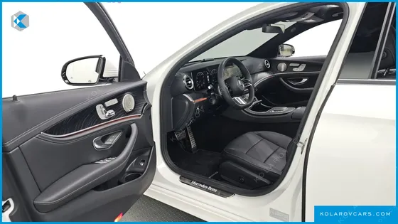 MERCEDES E-CLASS E220D 4MATIC AMG LINE