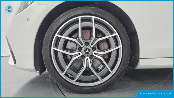 MERCEDES E-CLASS E220D 4MATIC AMG LINE