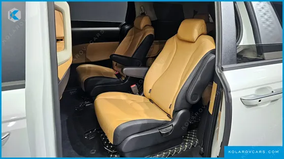 KIA CARNIVAL DIESEL 9-SEATER PRESTIGE
