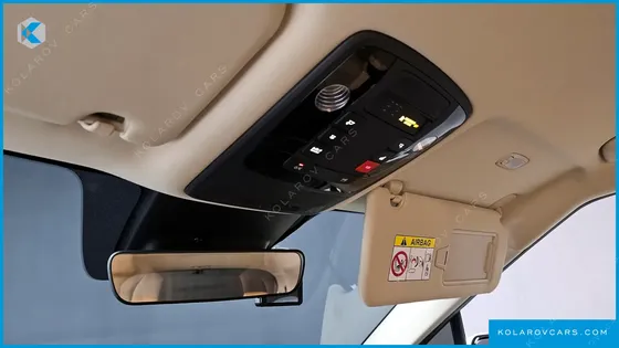 KIA CARNIVAL DIESEL 9-SEATER PRESTIGE