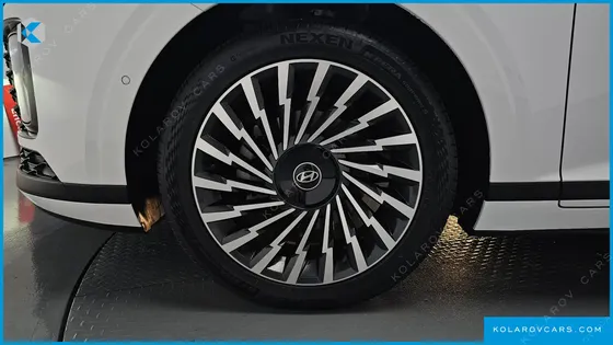 HYUNDAI GRANDEUR HONORS