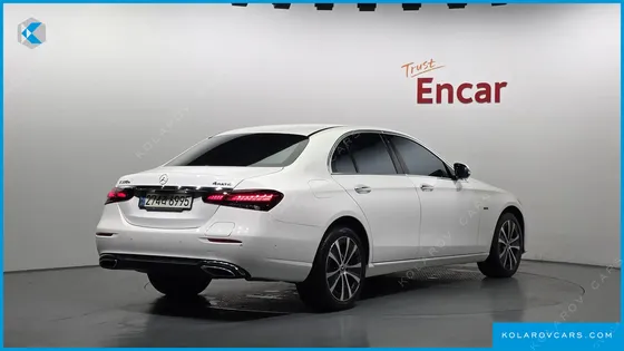 MERCEDES E-CLASS E300E 4MATIC EXCLUSIVE