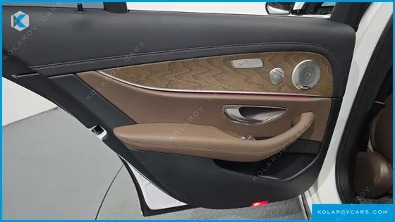 MERCEDES E-CLASS E300E 4MATIC EXCLUSIVE