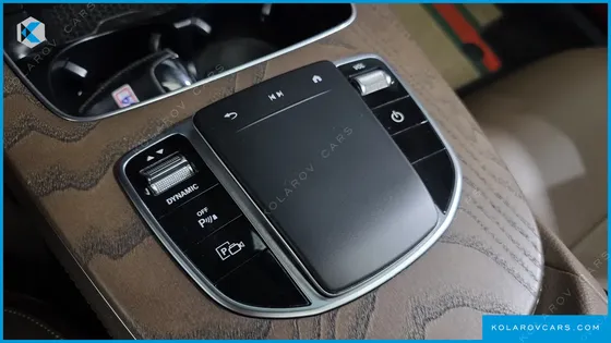 MERCEDES E-CLASS E300E 4MATIC EXCLUSIVE