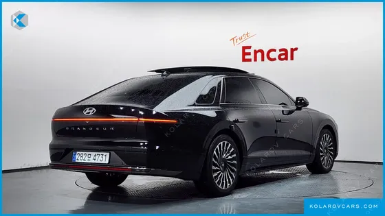 HYUNDAI GRANDEUR CALLIGRAPHY