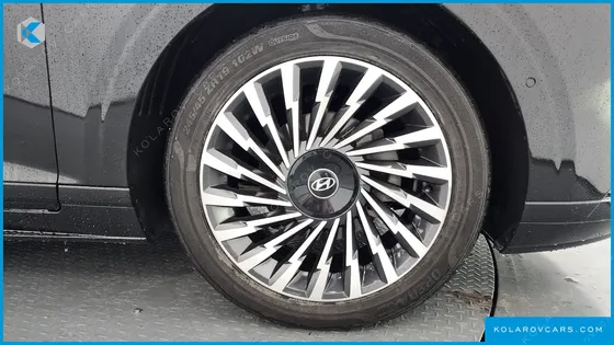 HYUNDAI GRANDEUR CALLIGRAPHY