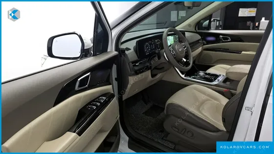 KIA CARNIVAL DIESEL 9-SEATER SIGNATURE
