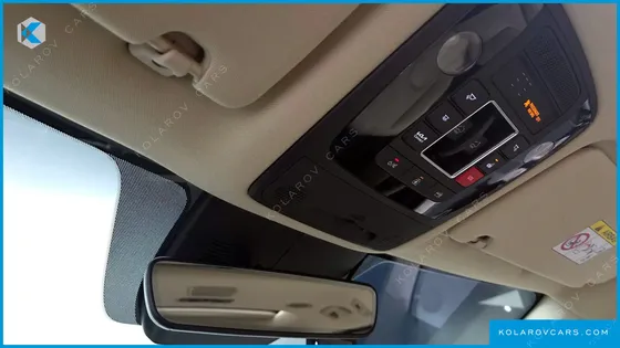 KIA CARNIVAL DIESEL 9-SEATER SIGNATURE