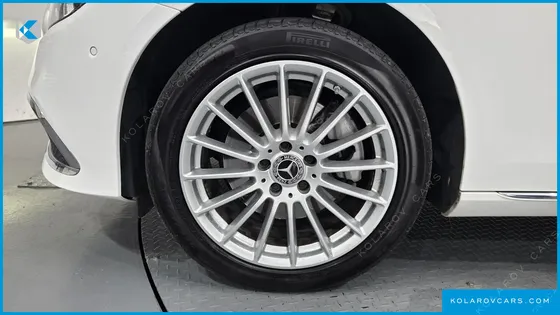 MERCEDES E-CLASS E220D 4MATIC EXCLUSIVE