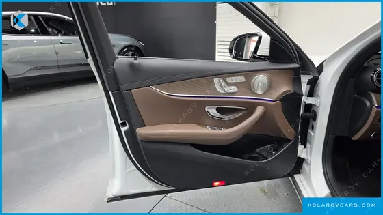MERCEDES E-CLASS E220D 4MATIC EXCLUSIVE