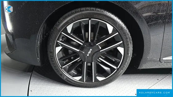 KIA K8 SIGNATURE