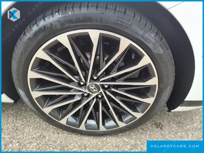HYUNDAI GRANDEUR CALLIGRAPHY