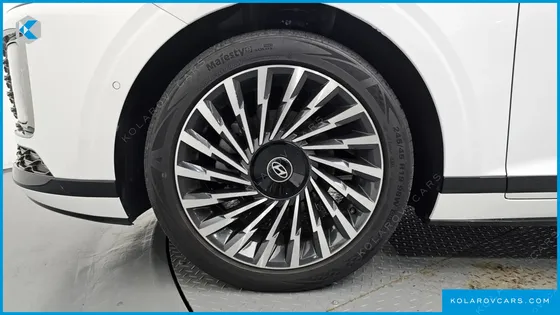 HYUNDAI GRANDEUR CALLIGRAPHY