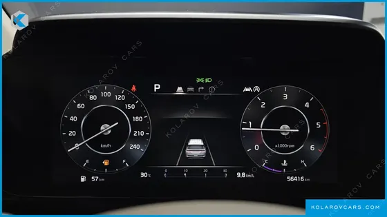 KIA CARNIVAL DIESEL 7-SEATER SIGNATURE