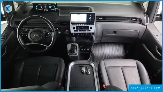 HYUNDAI STARIA HEV 1.6 CARGO 5-SEATER