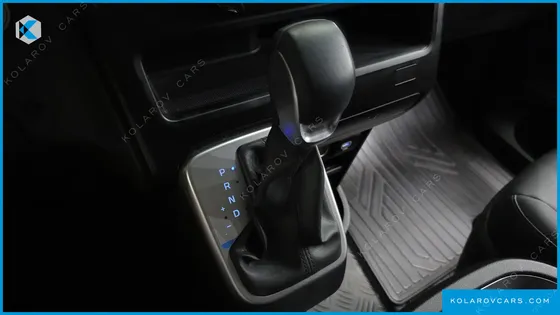 HYUNDAI STARIA HEV 1.6 CARGO 5-SEATER