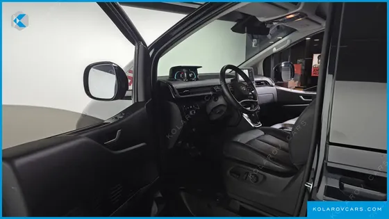 HYUNDAI STARIA HEV 1.6 CARGO 5-SEATER