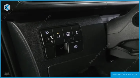 HYUNDAI STARIA HEV 1.6 CARGO 5-SEATER