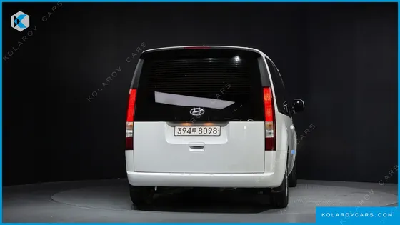 HYUNDAI STARIA TOURER 9-SEATER