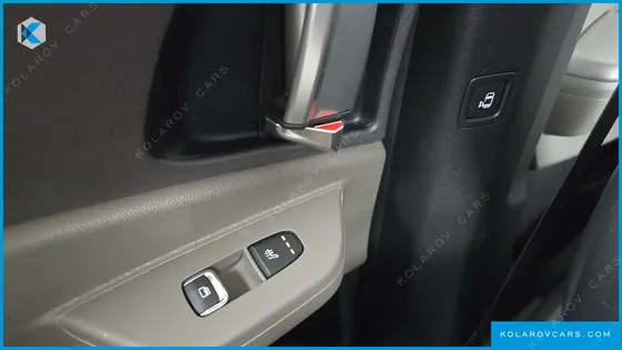 KIA CARNIVAL HEV 9 SEATER PRESTIGE