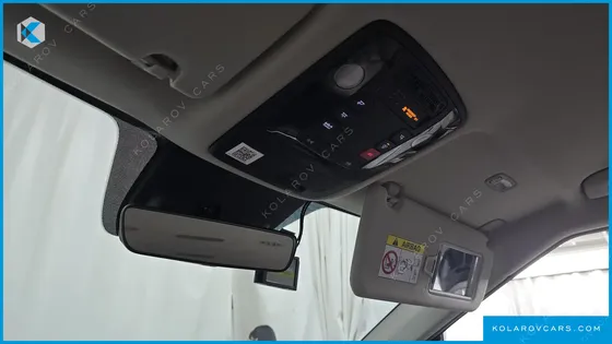 KIA CARNIVAL HEV 9 SEATER PRESTIGE