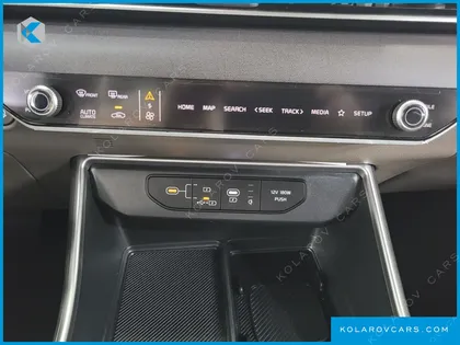 KIA CARNIVAL DIESEL 9-SEATER PRESTIGE