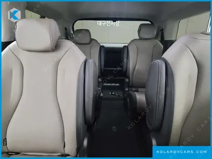 KIA CARNIVAL DIESEL 9-SEATER PRESTIGE
