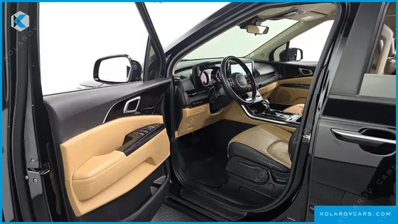 KIA CARNIVAL DIESEL 9-SEATER PRESTIGE