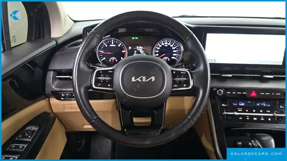KIA CARNIVAL DIESEL 9-SEATER PRESTIGE