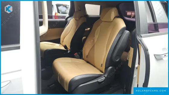 KIA CARNIVAL DIESEL 9-SEATER PRESTIGE