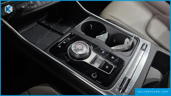 KIA CARNIVAL DIESEL 7-SEATER SIGNATURE