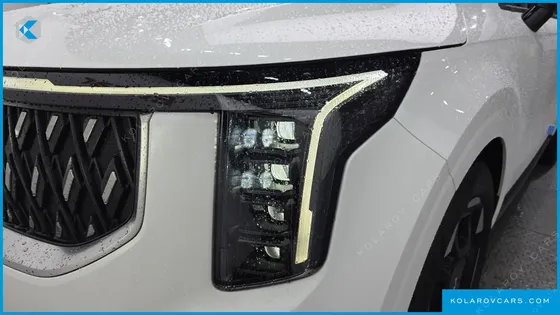 KIA CARNIVAL DIESEL 7-SEATER SIGNATURE