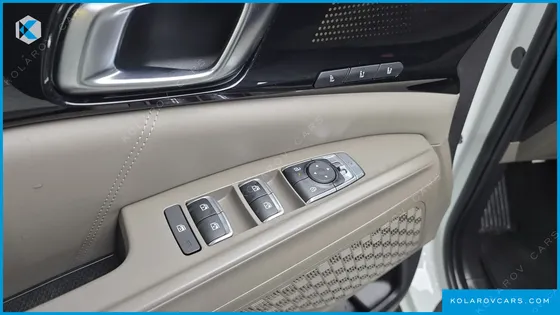 KIA CARNIVAL DIESEL 7-SEATER SIGNATURE