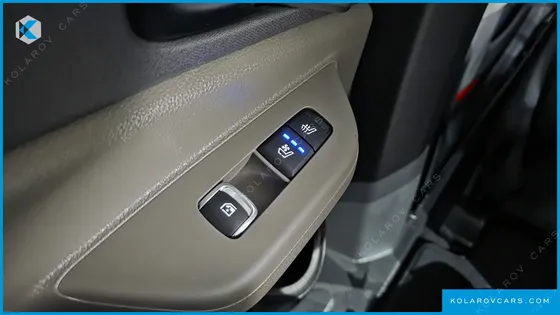 KIA CARNIVAL DIESEL 7-SEATER NOBLESSE