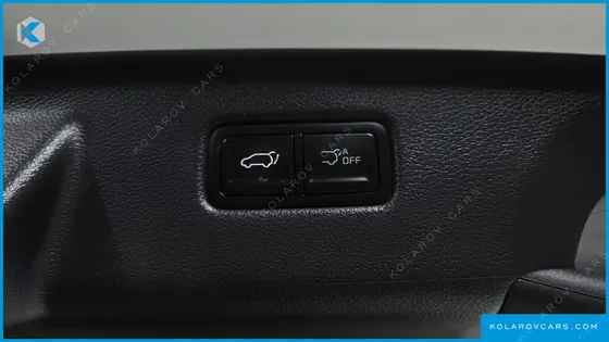 KIA CARNIVAL DIESEL 7-SEATER NOBLESSE