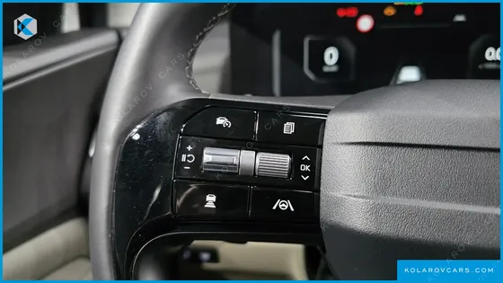 KIA CARNIVAL DIESEL 7-SEATER NOBLESSE