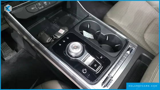 KIA CARNIVAL HEV 7SEATER SIGNATURE