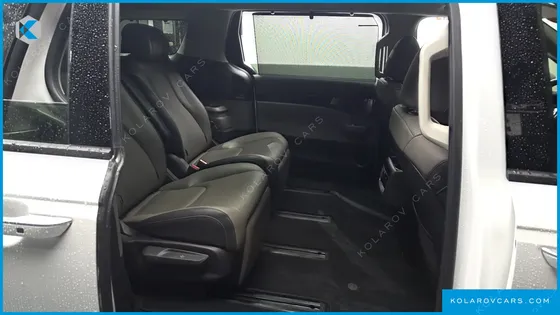KIA CARNIVAL HEV 7SEATER SIGNATURE