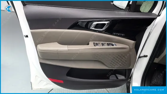 KIA CARNIVAL HEV 7SEATER SIGNATURE