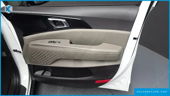 KIA CARNIVAL HEV 7SEATER SIGNATURE