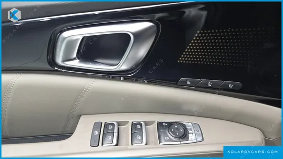 KIA CARNIVAL HEV 7SEATER SIGNATURE