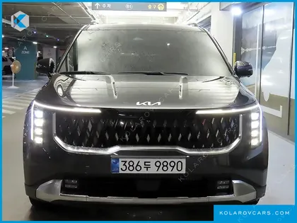 KIA CARNIVAL DIESEL 7-SEATER OUTDOOR